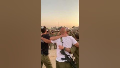 Thumbnail of Israeli army unite in song before they go into their mission #israel