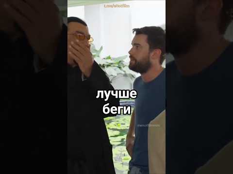 Со Стивеном Сигалом лучше не шутить😅 #пранк #shorts #shortvideo #кино #моменты #смешно #актеры