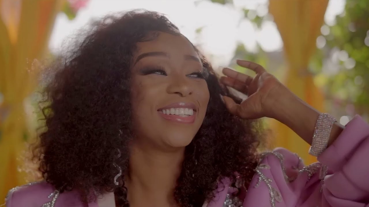 Watch Adiouza - Xale Féroce (clip officiel) on YouTube Watch Adiouza - Xale Féroce (clip officiel) on YouTube