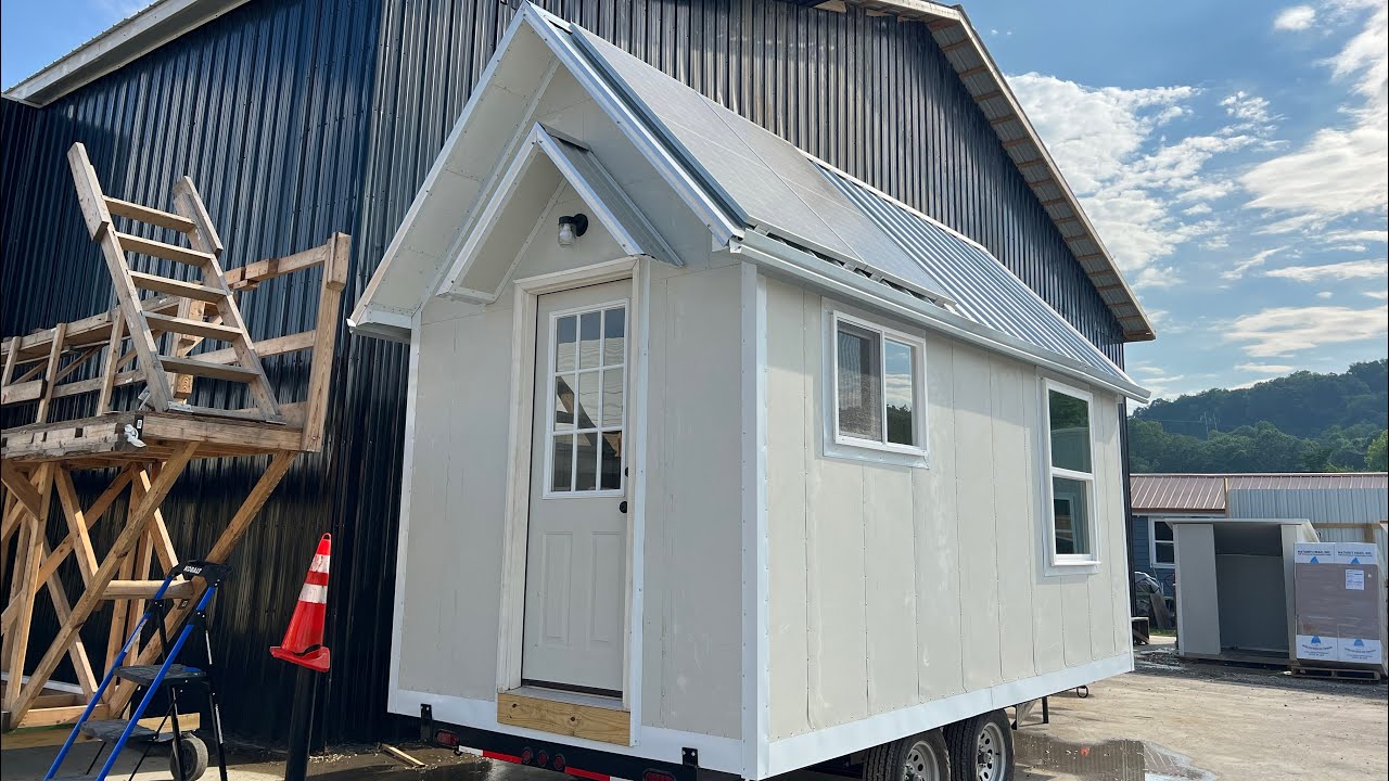 STILL TAKING ORDERS ON THIS $15,000 TINY HOME 8’x16’ 🏡🇺🇸😉💰😲 Don’t Miss ...