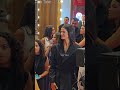 تارا عماد مش قادرة تتحمل حرارة الجو فى عرض فيلم درويش