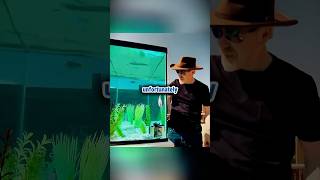 🔫🐟 Testing if a fish tank stops a shotgun blast