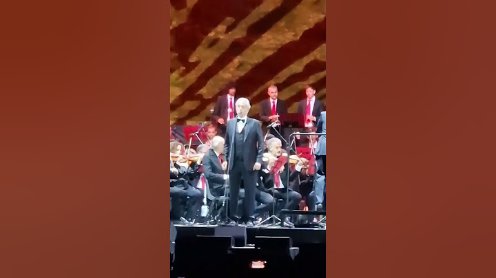 Andrea Bocelli canta O Sole Mio nell'Anfiteatro di Pompei #G7 #Pompei #AndreaBocelli