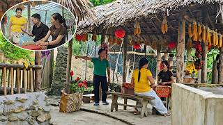 A major problem arose when Nhat's mother insisted that Van leave her house. screenshot 4