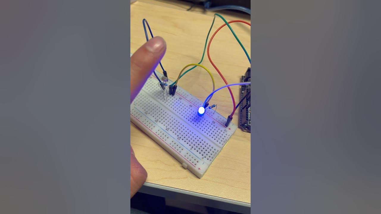 Circuito 5 arduino - YouTube