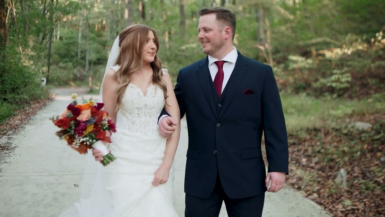 Свадебный момент Сами и Кайла