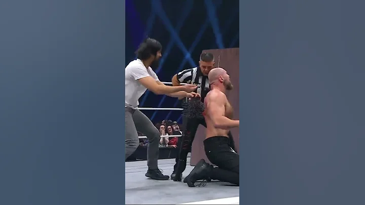 Spike was stuck in AEW World Champion Jon Moxley’s back during AEW Dynamite!