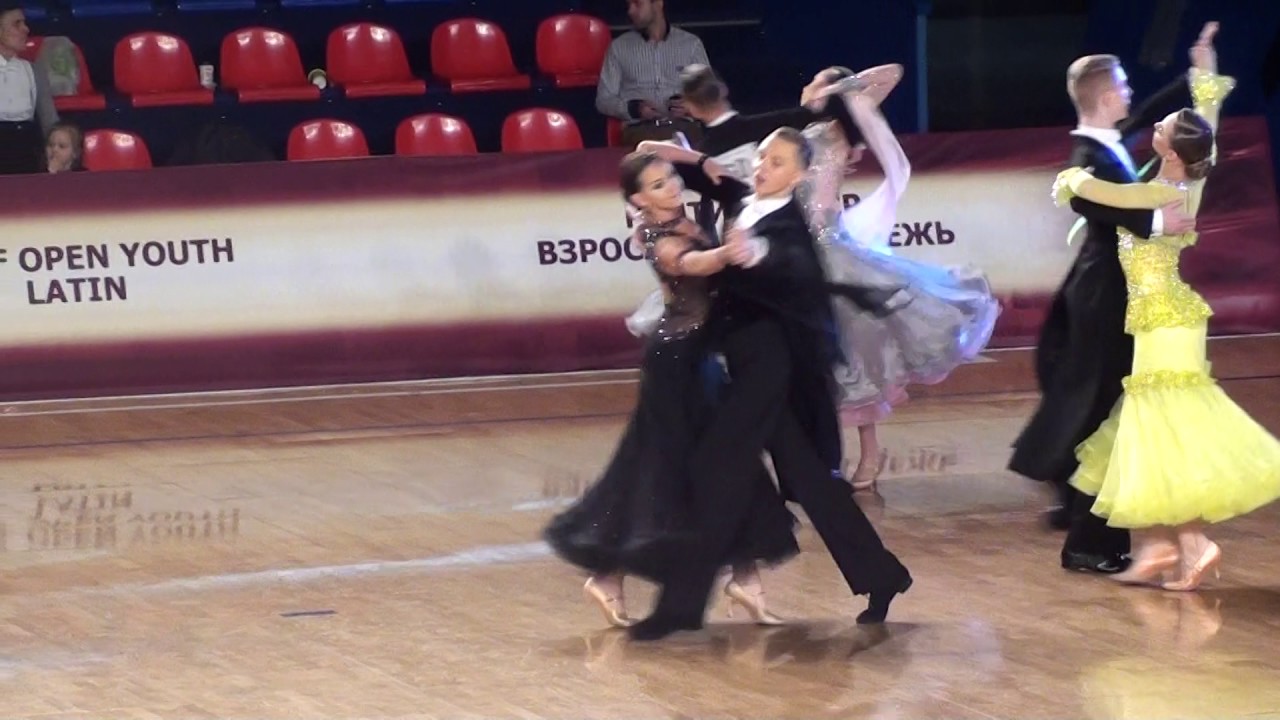 Юниоры 2 Стандарт 1/2 Венский Вальс Матроницкий Денис - Печенкина Римма quickstep isn't responding