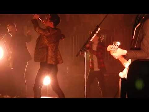 Panic! at the Disco - LA Devotee with Noah Schnapp (Stranger Things) - Madison Square Garden  3/2/17