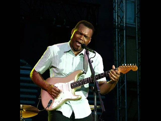 The Robert Cray Band - Two Steps From The End