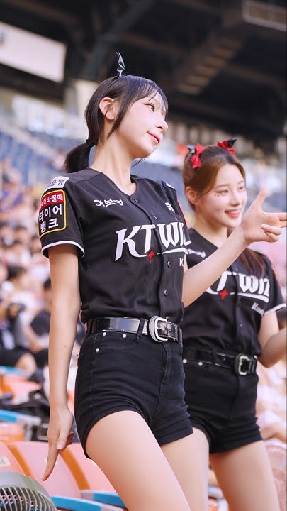 [問卦] 為什麼會推kt巫師啦啦隊的鄭熙靜？