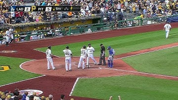 LAD@PIT: Alvarez drills long go-ahead three-run homer