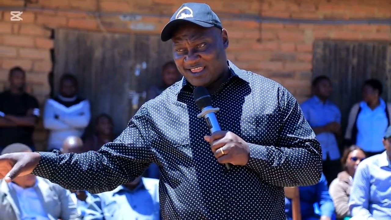 Ziara ya Mhe. Daniel Chongolo(MB),Waziri  wa Kilimo katika Mtaa wa Soko la Nyanya, Kata ya Mjimwema.