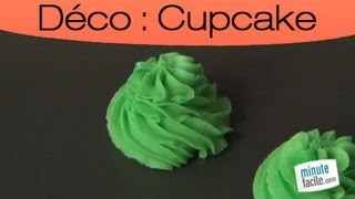 comment décorer les cupcakes