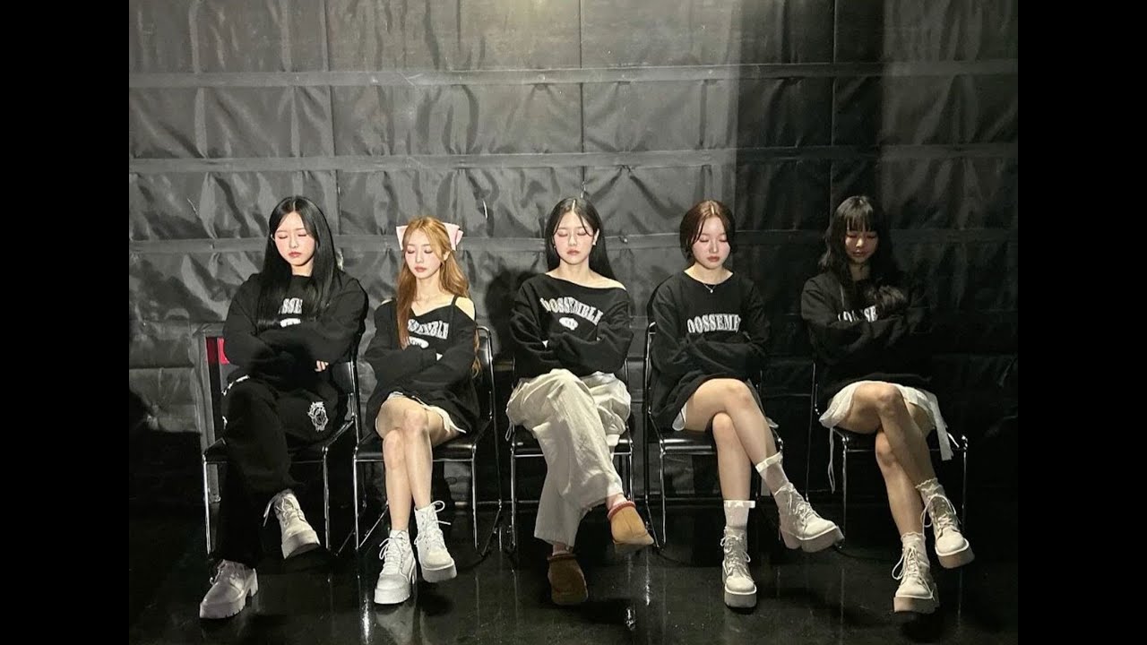 hyeju making loossemble flustered for 3 minutes straight