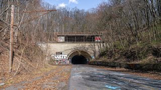 Exploring the Apocalyptic ABANDONED Pennsylvania Turnpike  13 Miles of Decay