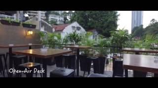 Pier 12 Seafood Tavern at Old Malaya