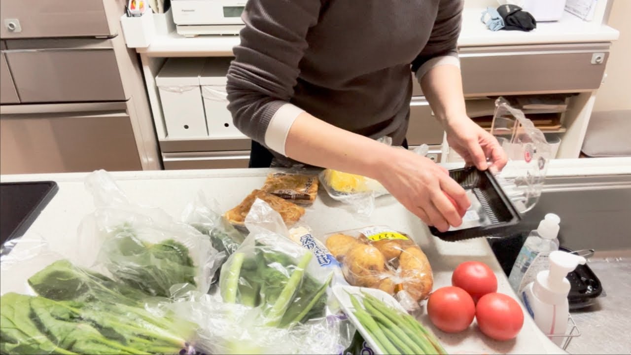 【アラ還主婦】野菜買い出し後のひと手間と冷蔵庫収納/