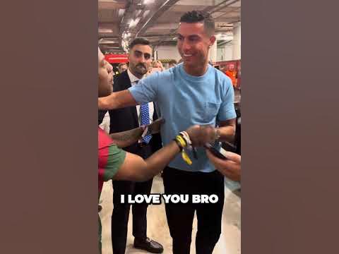 Unexpected Love Confession Caught on Camera will Leave You Speechless