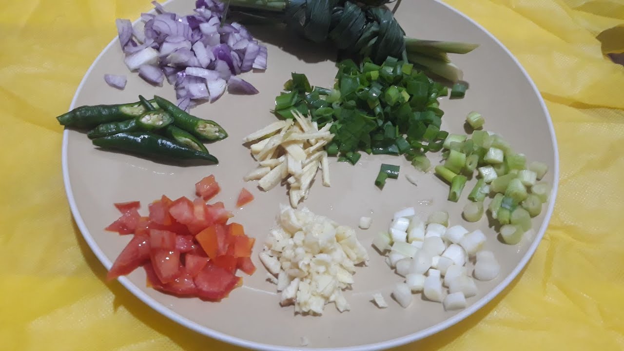 Ginataang Mongo l How To Make Mung Bean with Coconut Milk and Dried ...