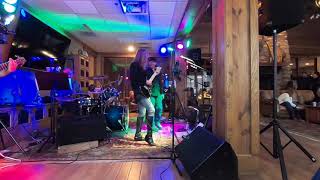 @22StitchesBand Just a Little Heat @IndianHillWinterClub 2019-2-1 #BlackKeys