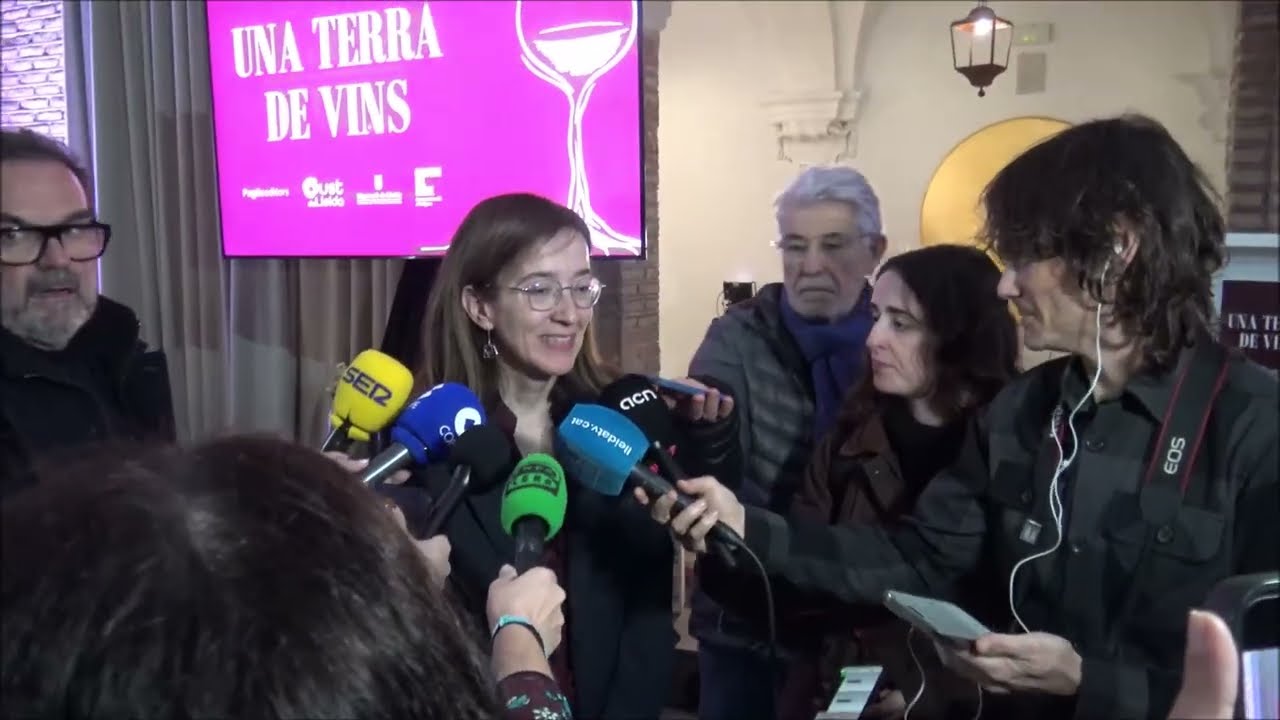 UNA TERRA DE VINS