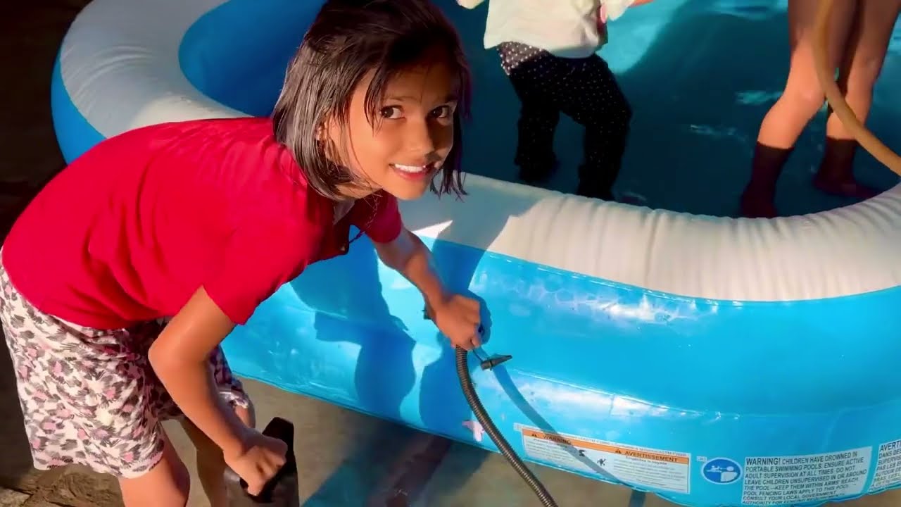 राधाने सगळा स्विमिंग पूल फुगावला #kidsvideo