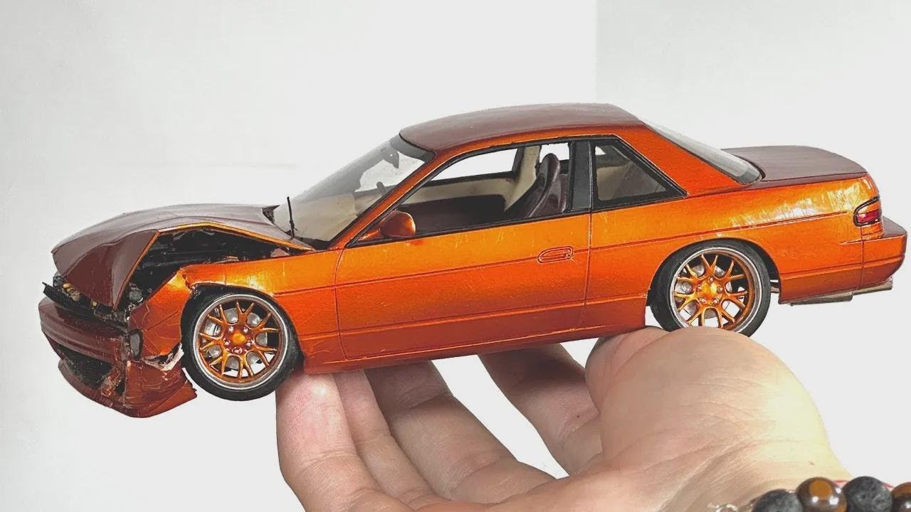 Prueba extrema: ¡Destruyendo un Nissan Silvia S13 hecho de plastilina!