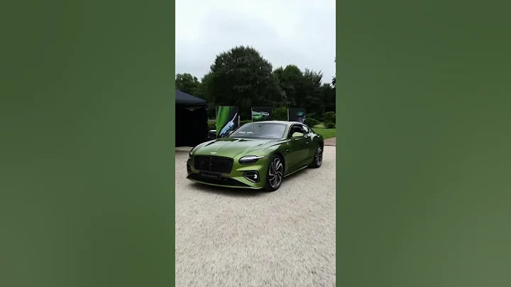 Top 10 BEST Luxury Sedans In The World 2025