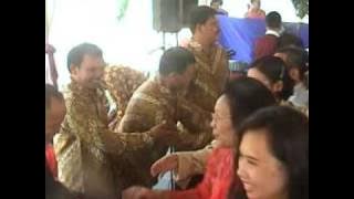 Arsak Ni Da Oppung - Lily Tampubolon