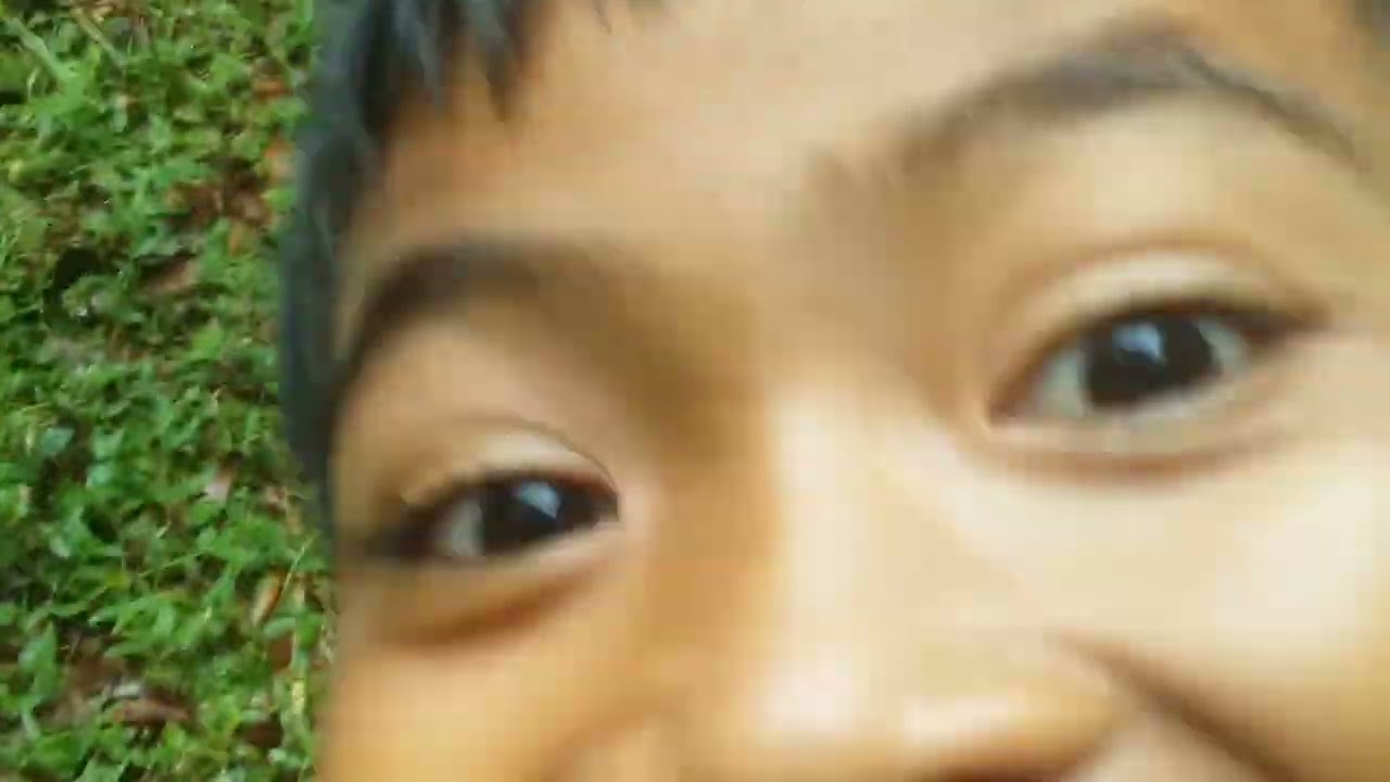 uji nyali di hari jum'at ..sambil memetik nanas