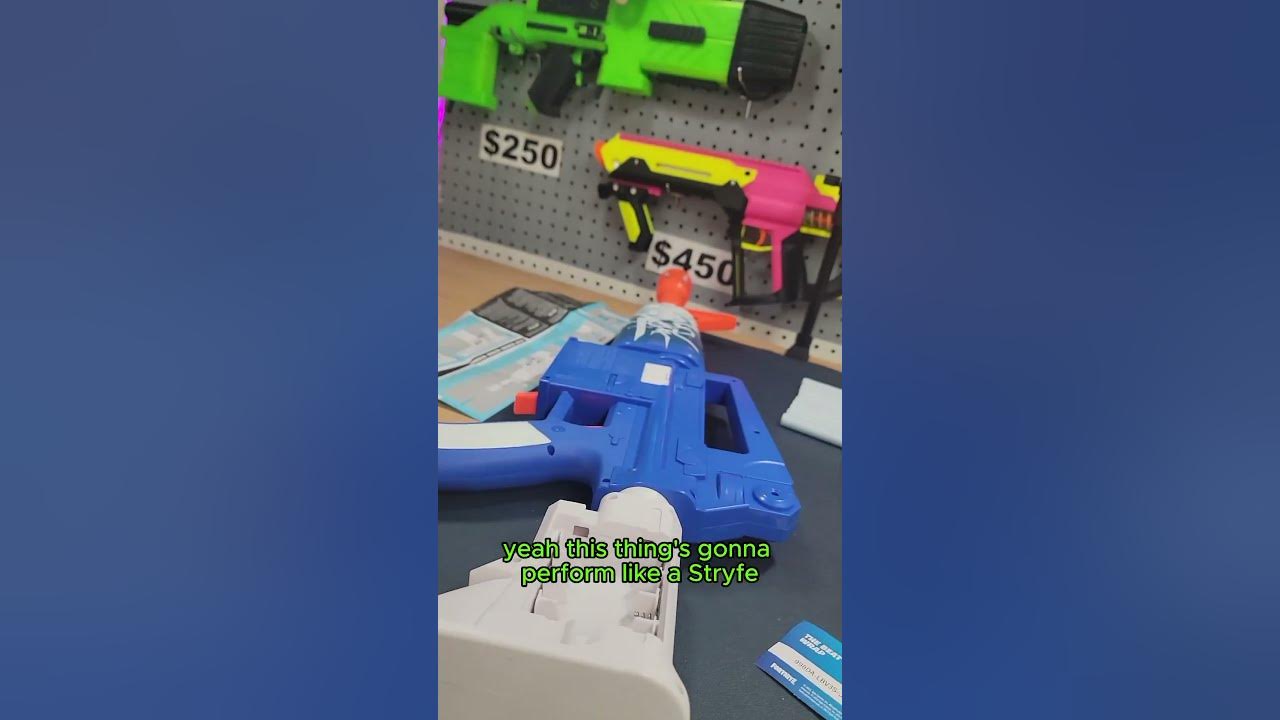 Nerf Fortnite Blue Shock - A Nerf M16 Blaster 