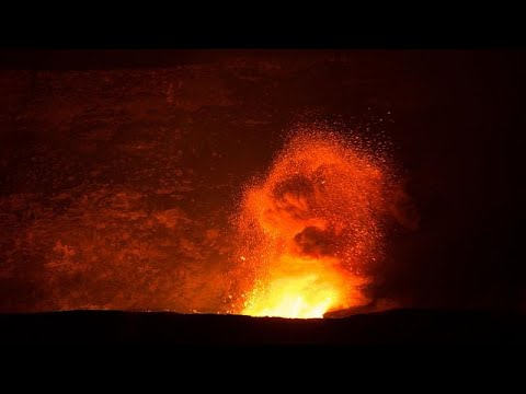 Video: V Mehiki Izbruhne Vulkan Popocatépetl