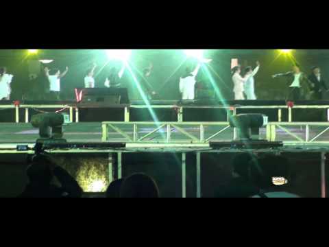 20110501 滚石三十北京演唱会 真心英雄ending.avi
