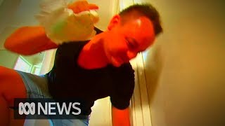Man trying to kill spider triggers full police response | ABC News