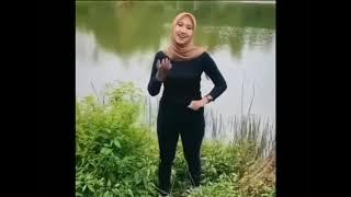Joget di pinggir telaga, story wa cewek jilbab joget