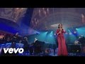 Gloria Estefan - El Día Que Me Quieras (Live Music Video)