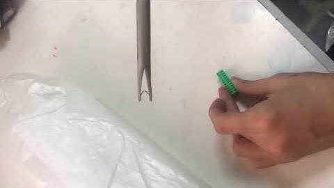 clip and clip applicator