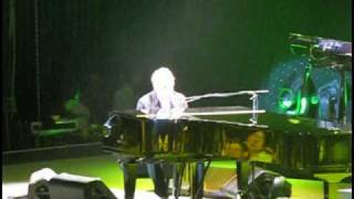 Elton John - Crocodile Rock - LIve