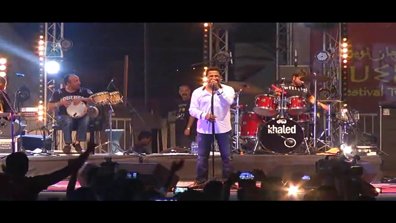 Cheb Khaled Malha Dik Bayda Malha-  Festival Twiza -  الشاب خالد مالها ديك البيضة