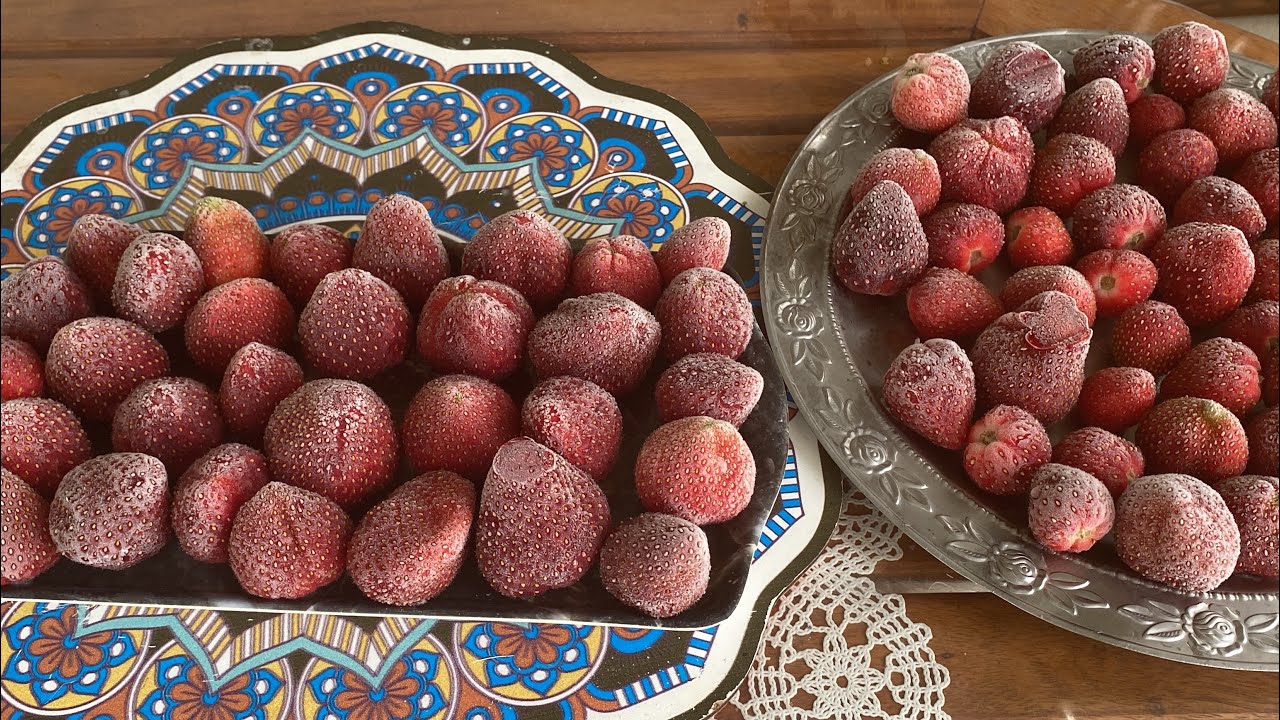 Derin dondurucuya çilek nasıl atılır buzlukta çilek nasıl saklanır çilek saklama yöntemleri