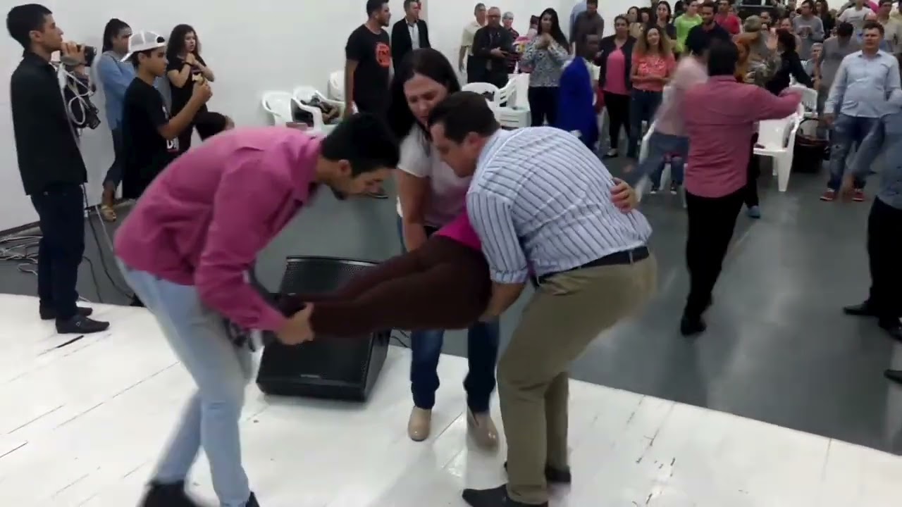 UNÇÃO gera milagre conferência de Unção em Joinville 