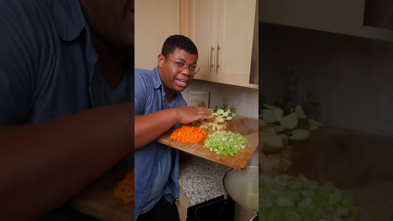 How To Freeze And Store Veggies Problemsolved Frozenvegetables Foodstorage Cooking
