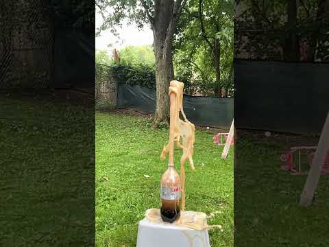 Mentos in Diet Coke - Slo-Mo!