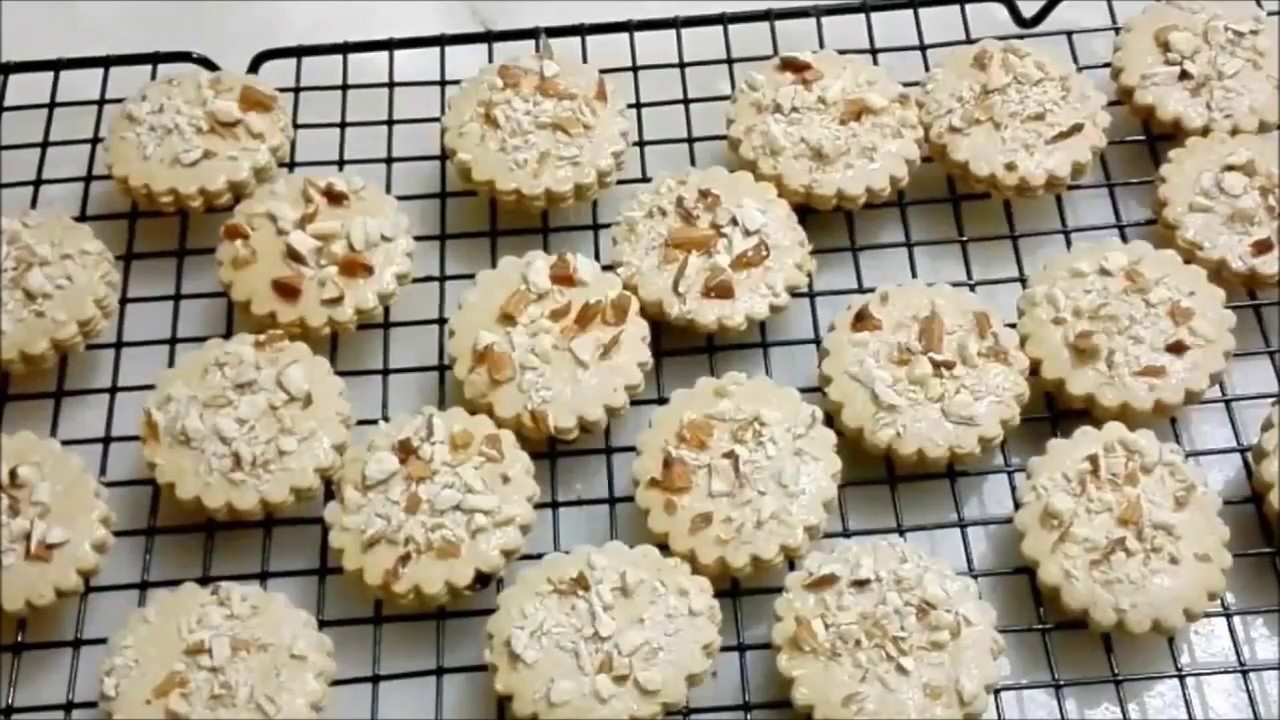 How to make ALMOND COOKIES. Easy Almond Biscuit Recipe YouTube