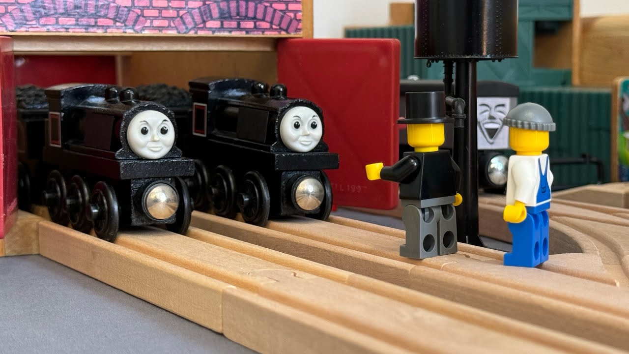 “Hullo Twins!” - “The Twin Engines” Wooden Railway Remake “Hullo Twins!” - “The Twin Engines” Wooden Railway Remake