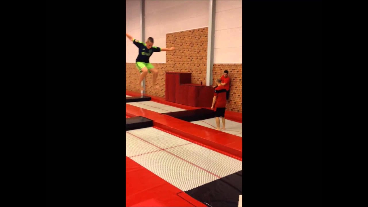 crazy Challenges #4 freerun fails - YouTube