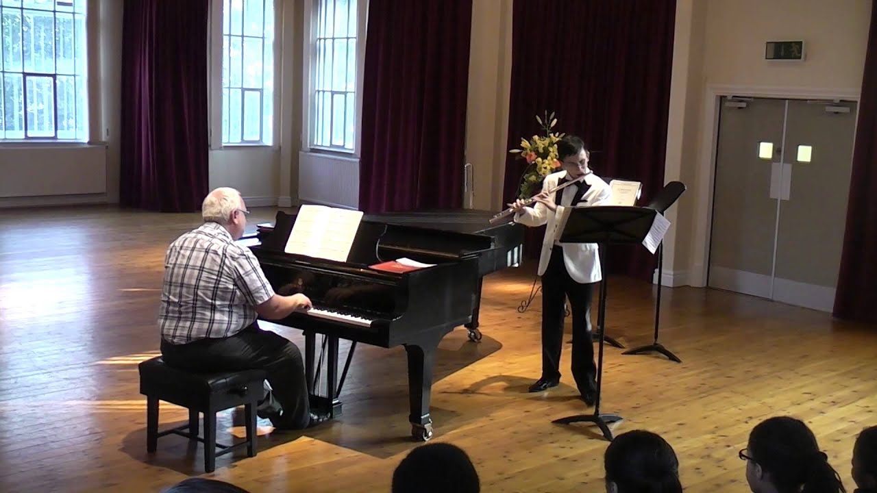 Mira Gaubert Fantasy - Chris Hill on Flute and Greg Maskalick Piano en YouTube Mira Gaubert Fantasy - Chris Hill on Flute and Greg Maskalick Piano en YouTube