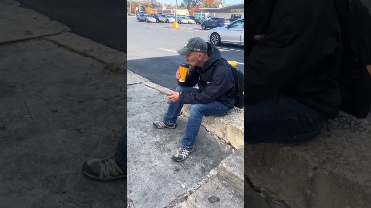 Полицейский под прикрытием попался, когда выдавал себя за члена церкви, разыскивая травку