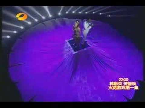 Regardez When you believe - 谭维维, 郝歌(英国) sur YouTube Regardez When you believe - 谭维维, 郝歌(英国) sur YouTube